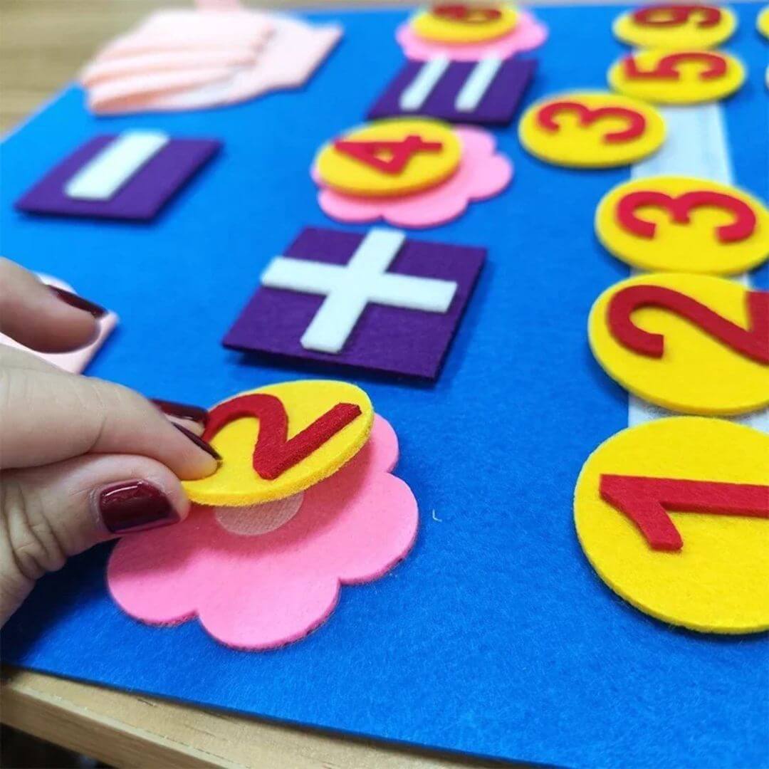 Jeu de maths Montessori - pour apprendre à compter et calculer - Kidstresor