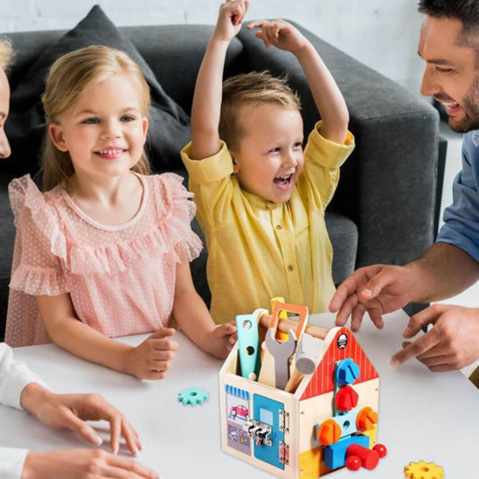 Jeu de construction en bois | Le petit bricoleur Montessori - Kidstresor