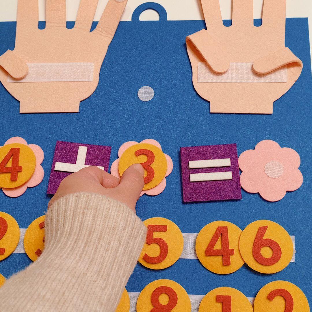 Jeu de maths Montessori - pour apprendre à compter et calculer - Kidstresor