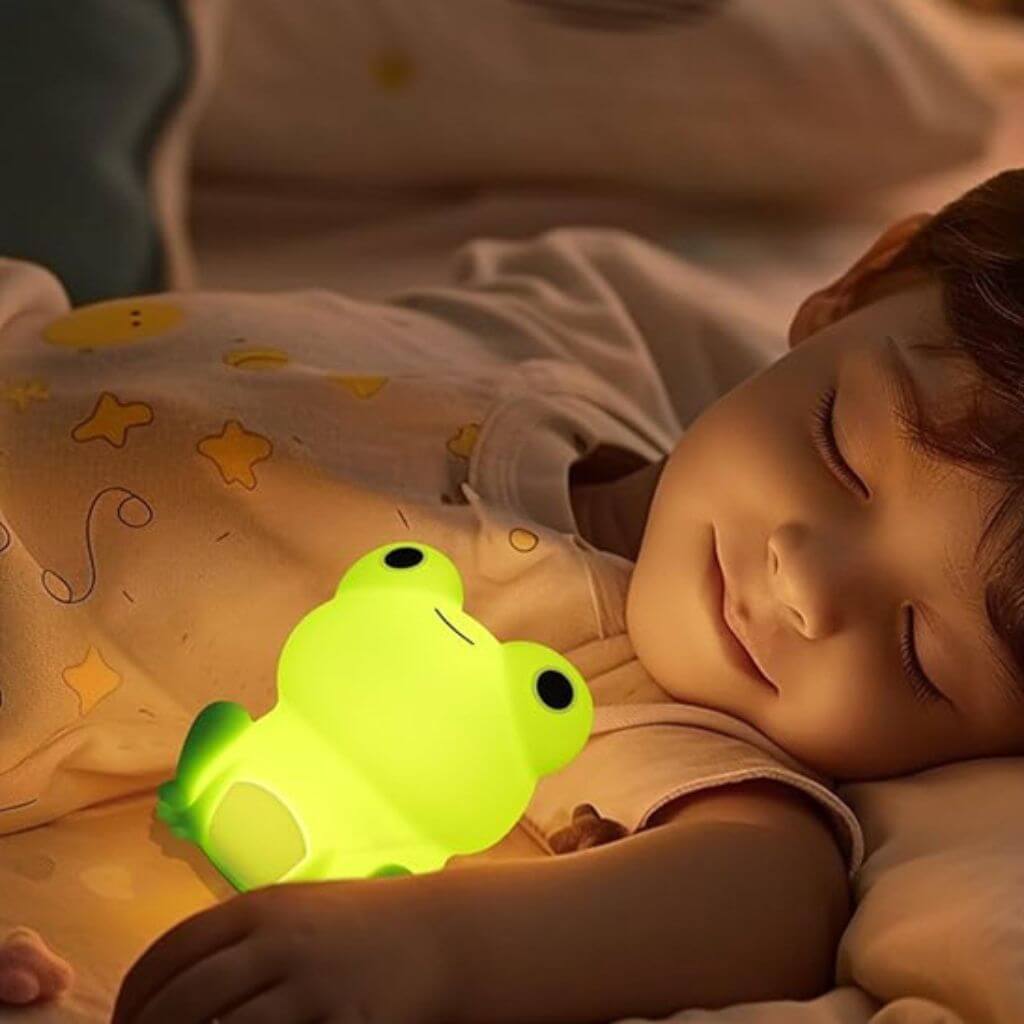 Veilleuse Grenouille Bébé LED Rechargeable – Lumière douce apaisante pour des nuits rassurantes - Kidstresor